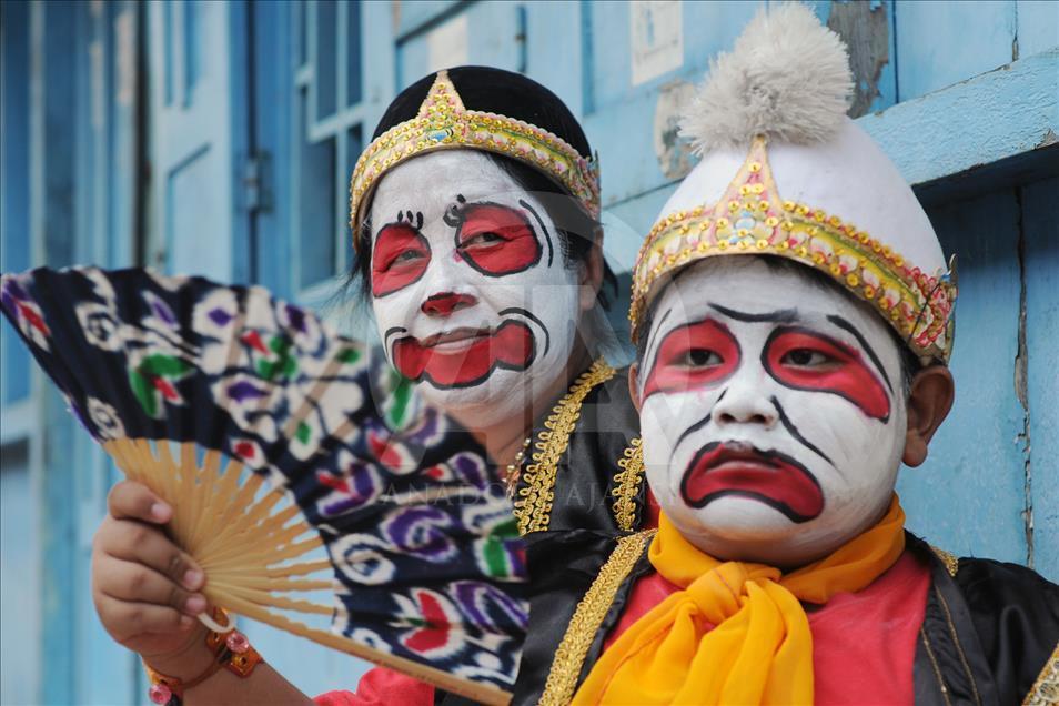  Indonezija: Parade i neobični kostimi pred lunarnu Novu godinu 