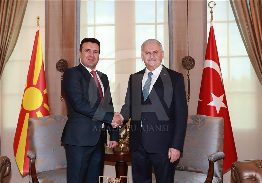 Yıldırım, Makedonya Başbakanı Zaev'i resmi törenle karşıladı 