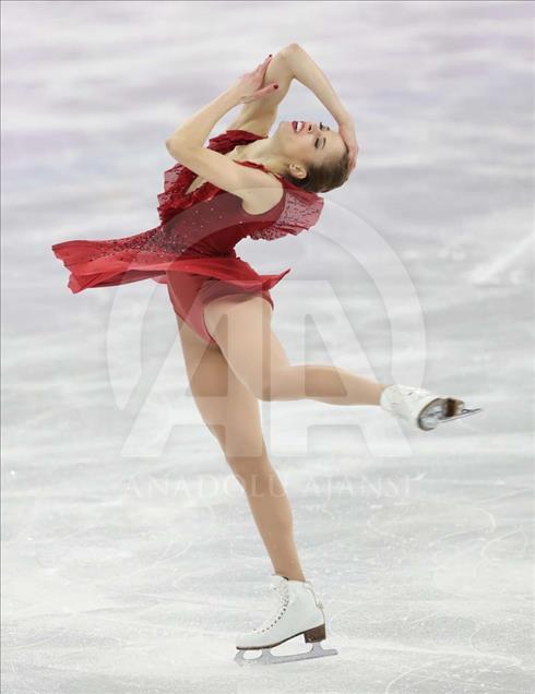 Los mejores patinadores artísticos del mundo compiten en los Juegos Olímpicos de Invierno