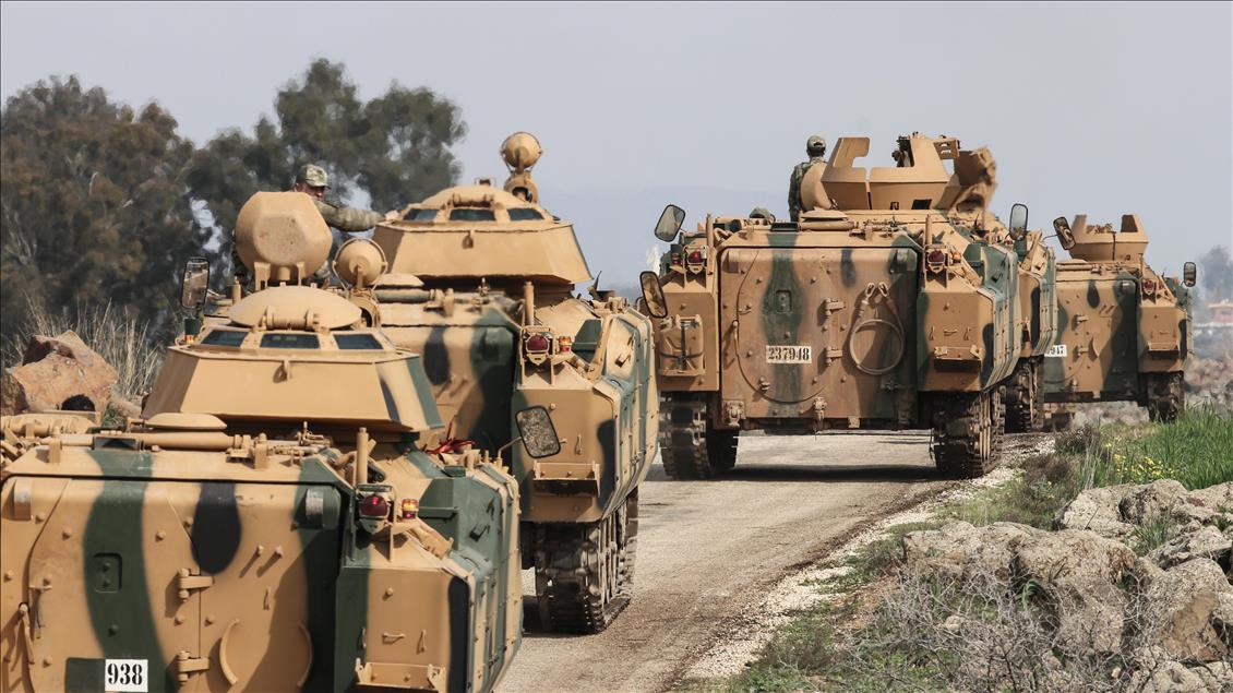 Турция обстреливает объекты террористов в Африне
