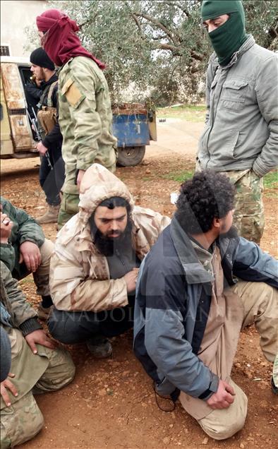 Muhaliflerin esir aldığı DEAŞ'lılar rejimle iş birliğini itiraf etti