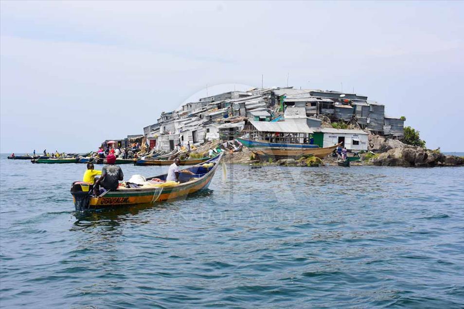 La vida de los pescadores en la isla de Migingo, en disputa entre Kenia y Uganda