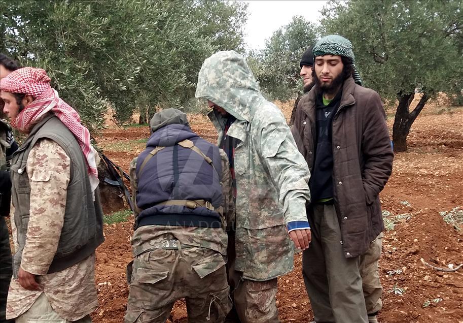 Muhaliflerin esir aldığı DEAŞ'lılar rejimle iş birliğini itiraf etti