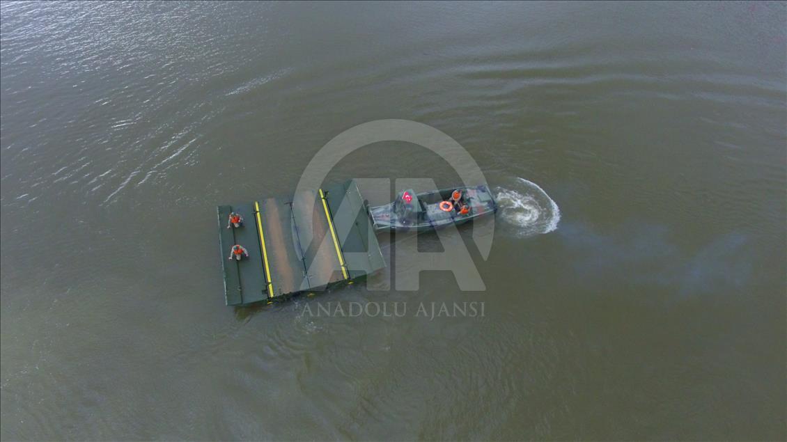 Mehmetçikten gerçeği aratmayan tatbikat