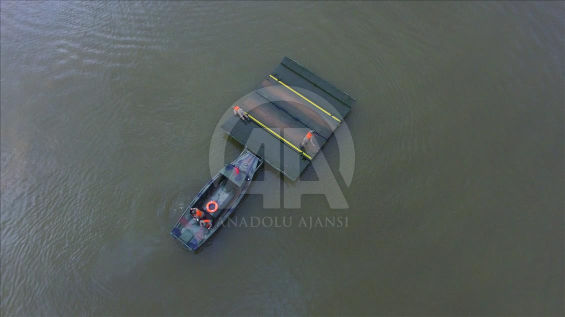 Mehmetçikten gerçeği aratmayan tatbikat