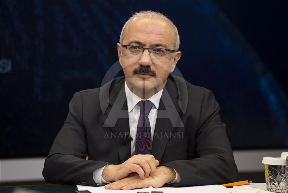 Kalkınma Bakanı Lütfi Elvan, AA Editör Masası’nda