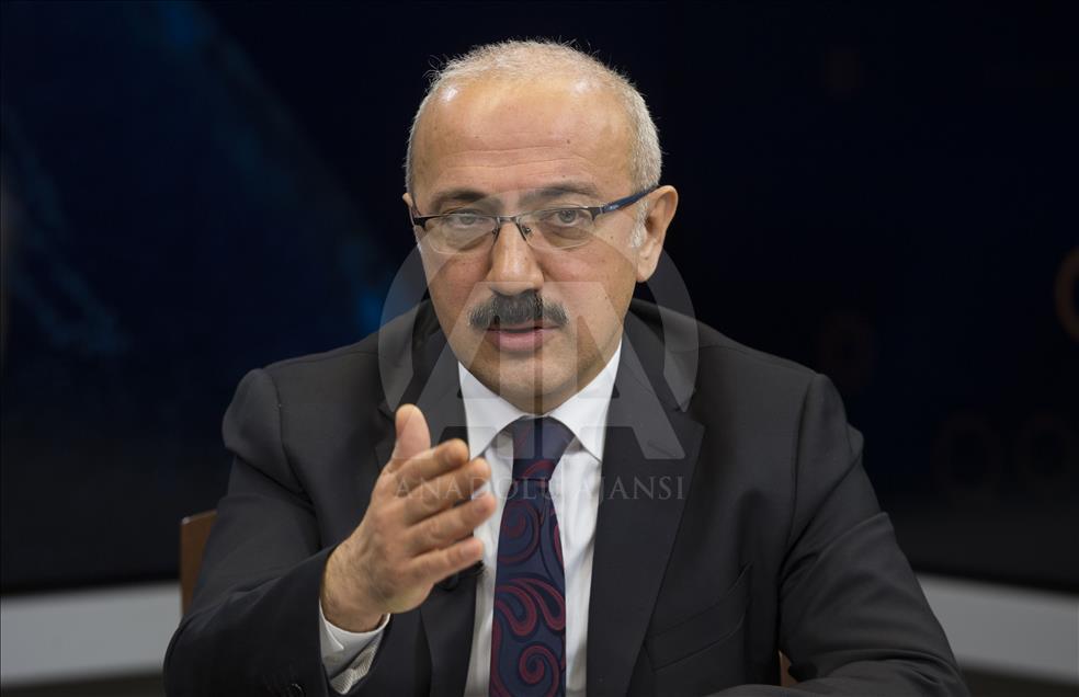 Kalkınma Bakanı Lütfi Elvan, AA Editör Masası’nda