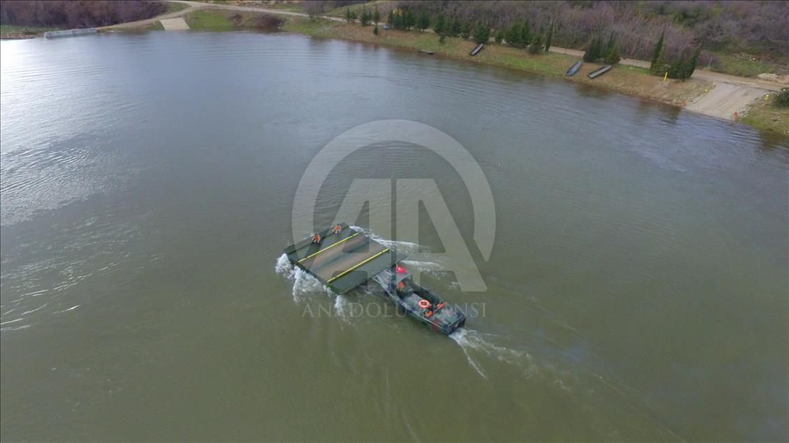 Mehmetçikten gerçeği aratmayan tatbikat