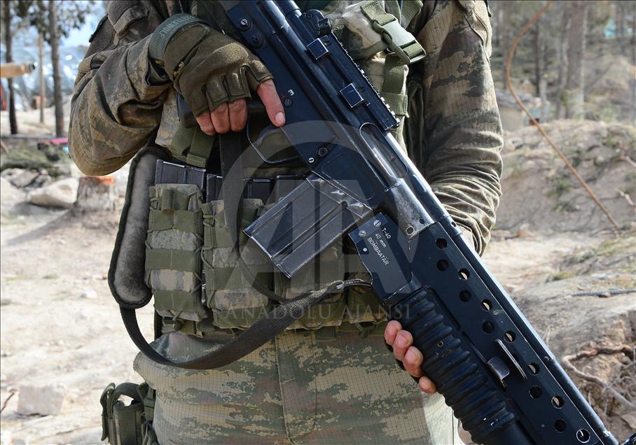 Burseya Dağı'nda eller tetikte