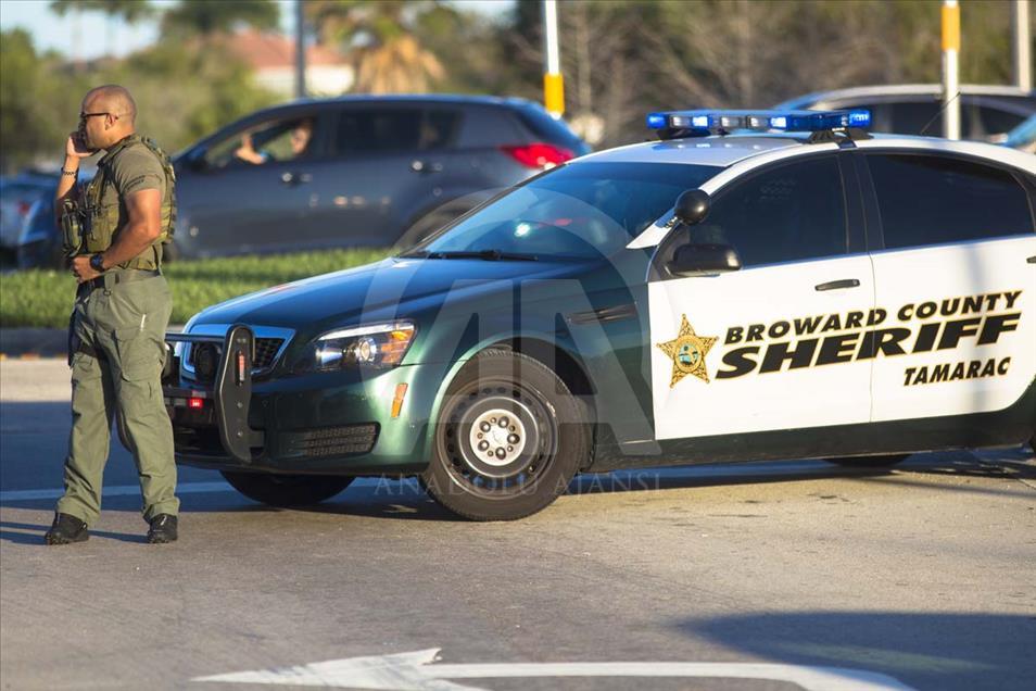 Angustia en EEUU tras tiroteo que dejó 17 muertos en Florida