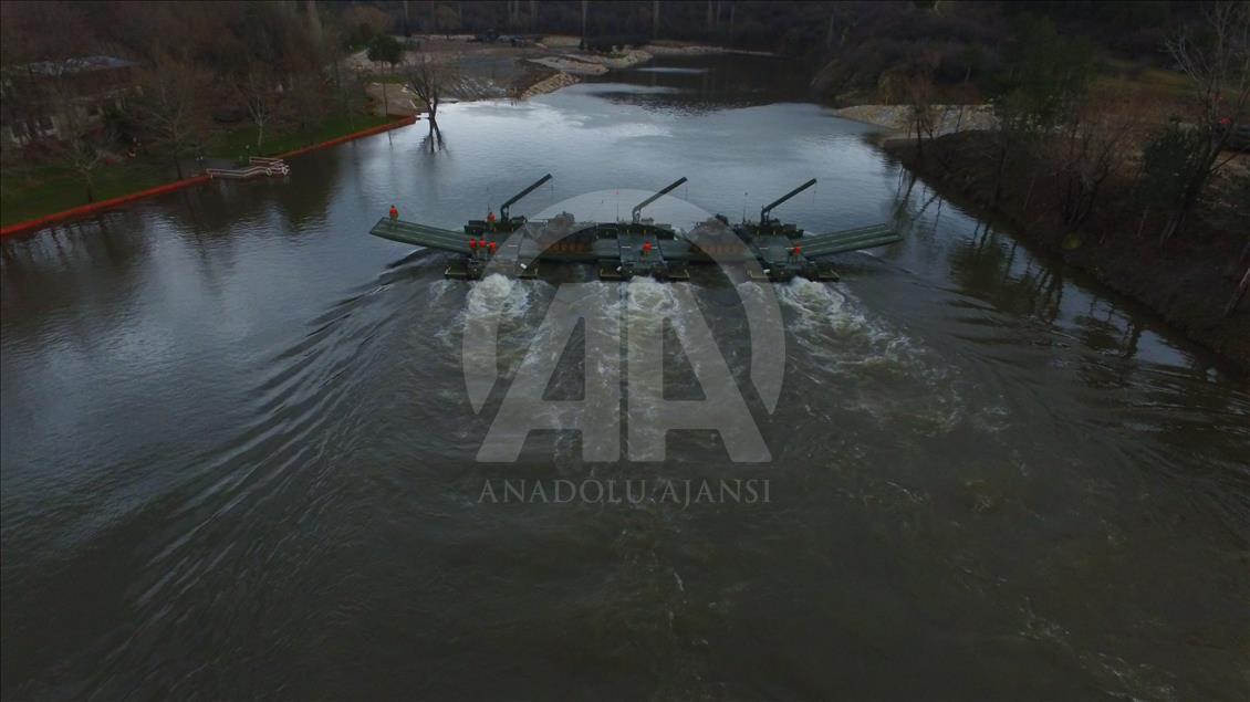 Mehmetçikten gerçeği aratmayan tatbikat