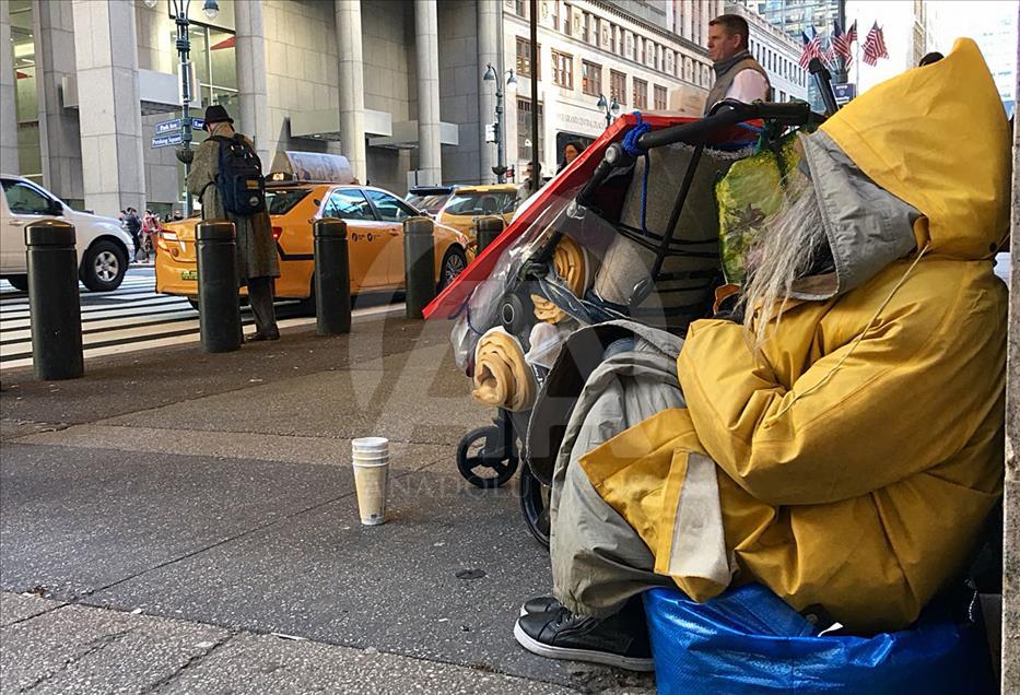 Кто помогает бездомным американцам выжить зимой?
