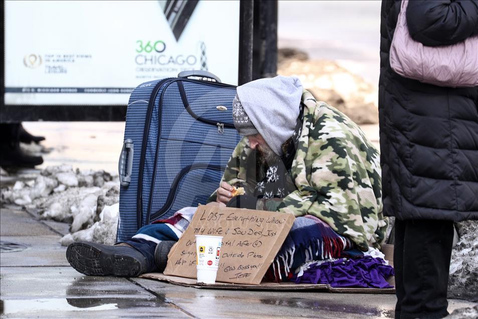 ABD'de evsizler soğuk kış şartlarıyla mücadele ediyor