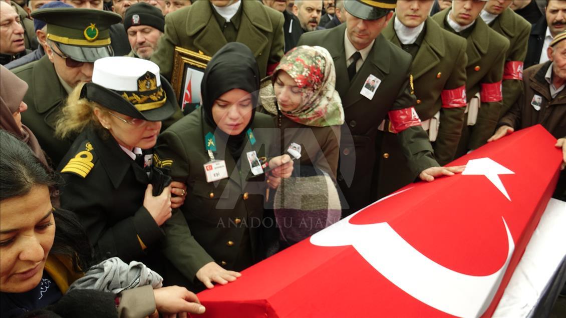 Şehit Astsubay Kıdemli Çavuş Şahin Samsun'da toprağa verildi