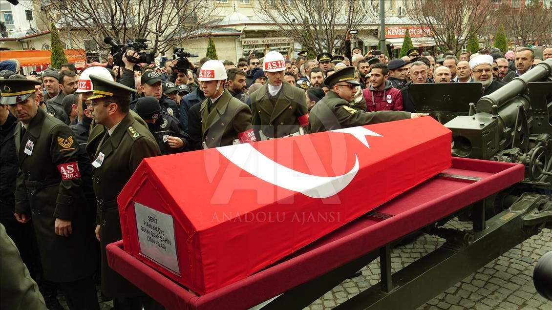 Şehit Astsubay Kıdemli Çavuş Şahin Samsun'da toprağa verildi