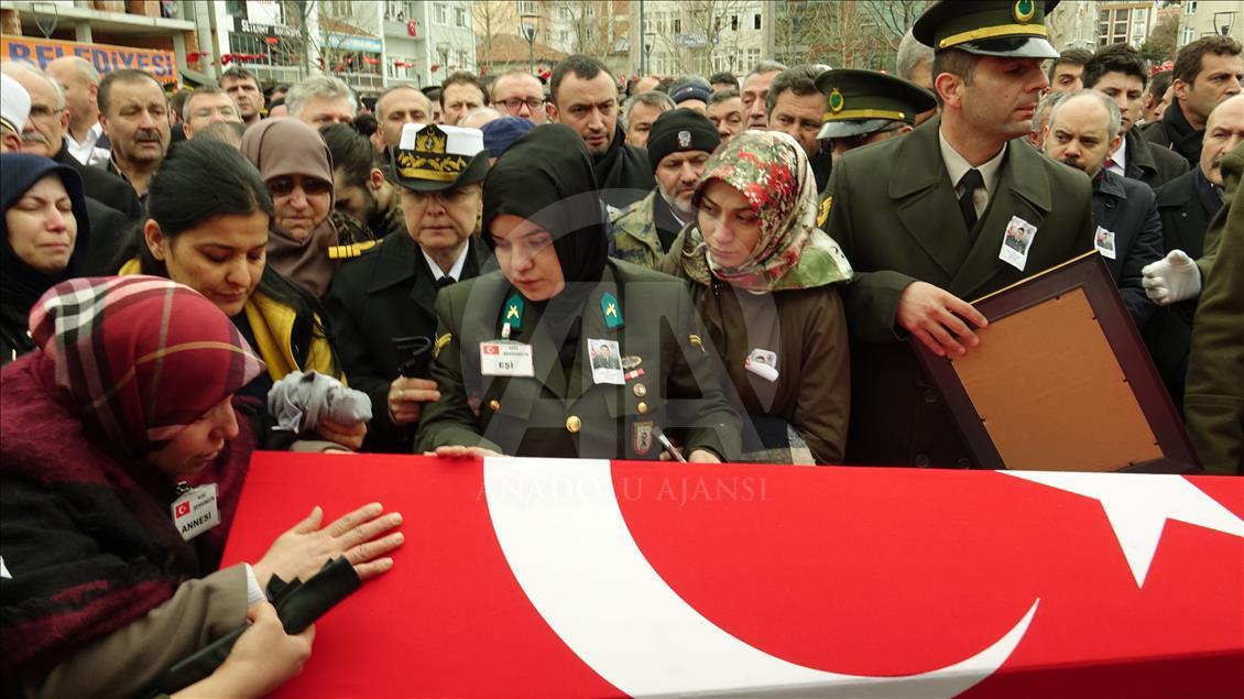 Şehit Astsubay Kıdemli Çavuş Şahin Samsun'da toprağa verildi
