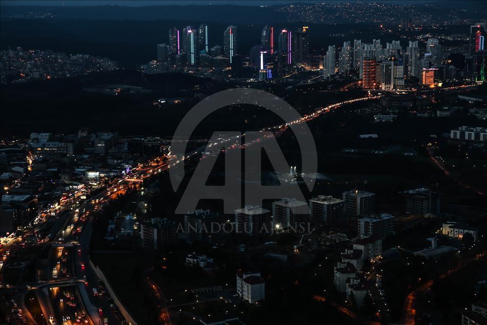 İstanbul'un en yüksek binasından kent bir başka görülüyor