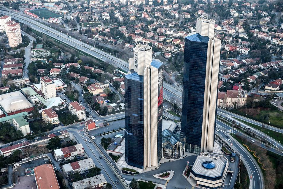 İstanbul'un en yüksek binasından kent bir başka görülüyor