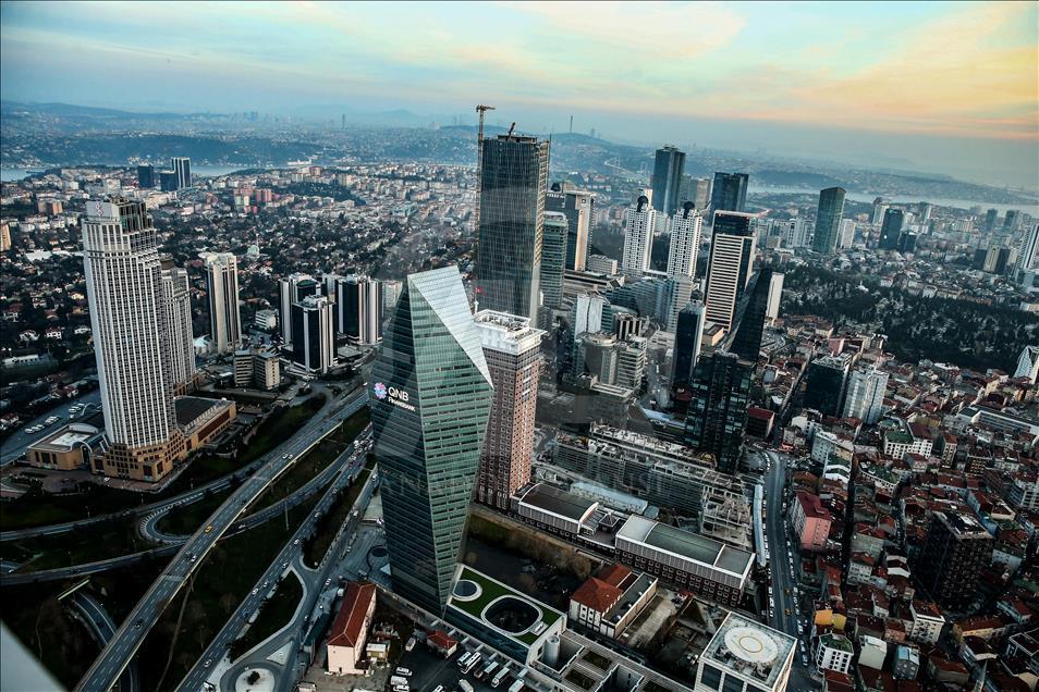 İstanbul'un en yüksek binasından kent bir başka görülüyor