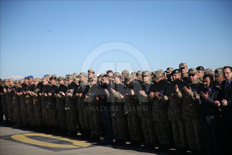 Şanlıurfa'da şehit iki asker için tören