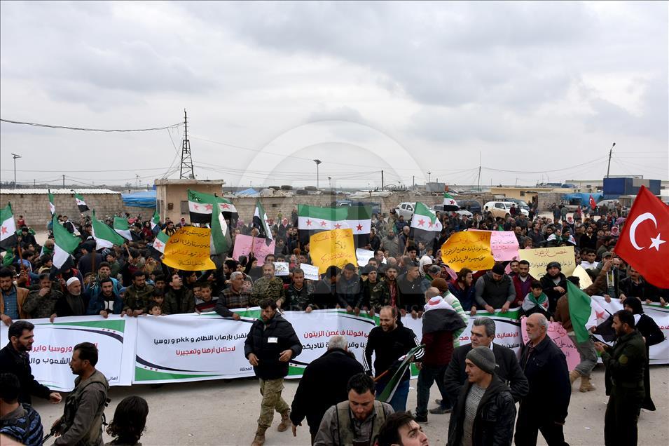 PYD/PKK'nın zorla göç ettirdiği sivillerden Zeytin Dalı'na destek
