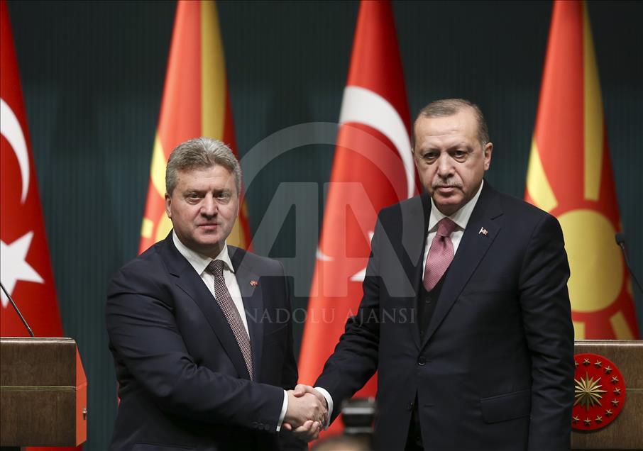 Erdoğan: Të vendosur mbi emrin kushtetues të Maqedonisë
