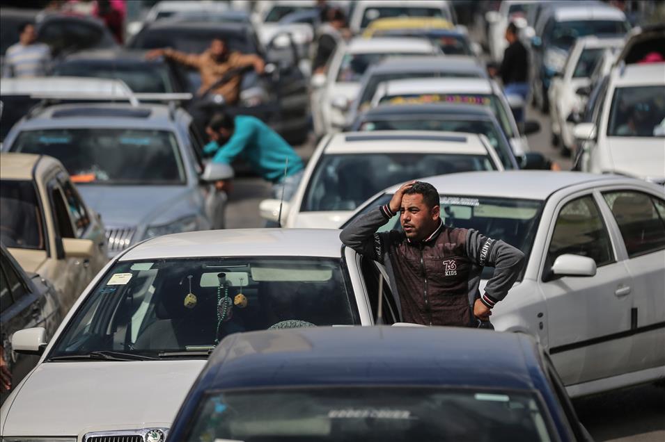 Gazaians took down the shutters to protest Israeli blockade