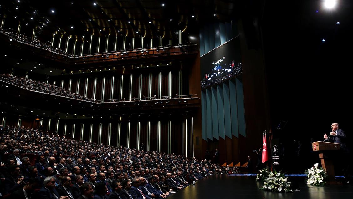 اردوغان: باید تا حدی توسعه یابیم که تانک‌های بدون سرنشین نیز تولید کنیم