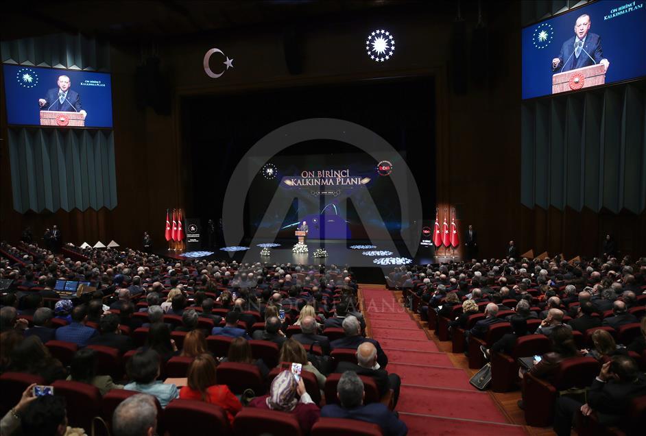 اردوغان: باید تا حدی توسعه یابیم که تانک‌های بدون سرنشین نیز تولید کنیم