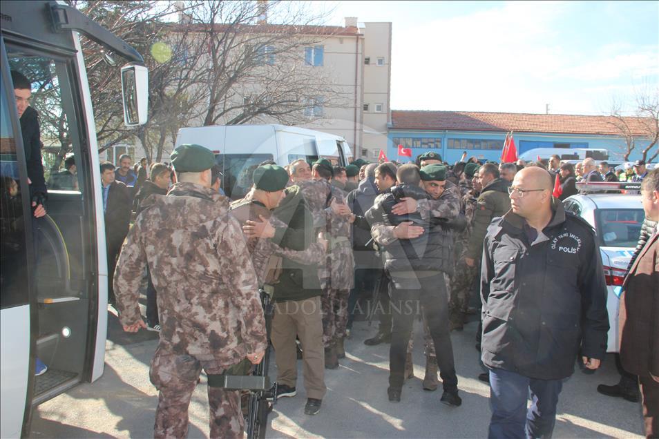 Özel harekat polisleri Afrin'e uğurlandı