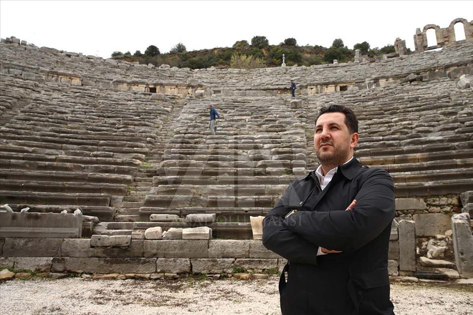 Comienza la restauración del Teatro Antiguo de Perga