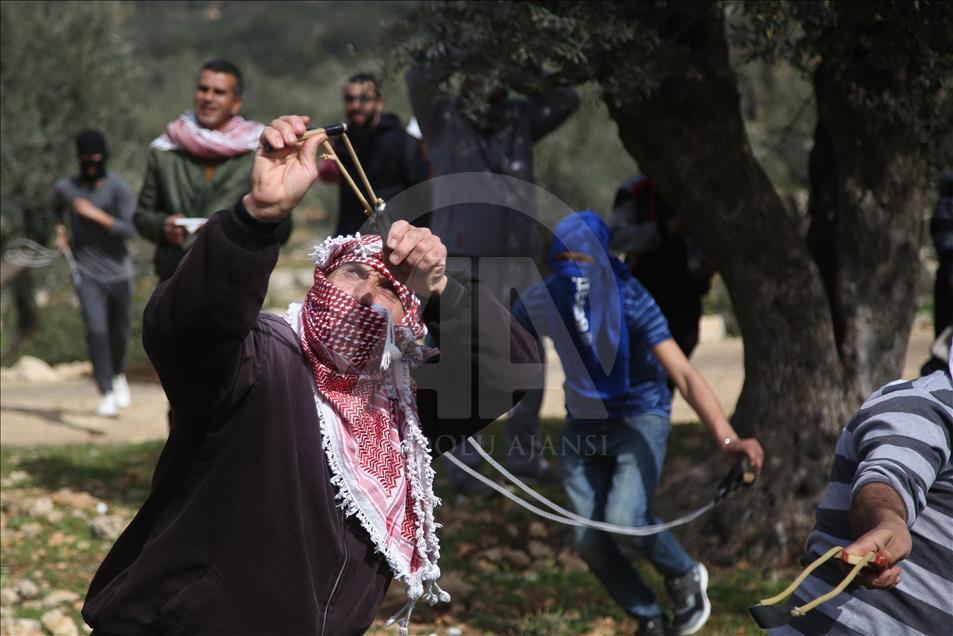 Affrontements entre des Palestiniens et l’armée israélienne en Cisjordanie 
