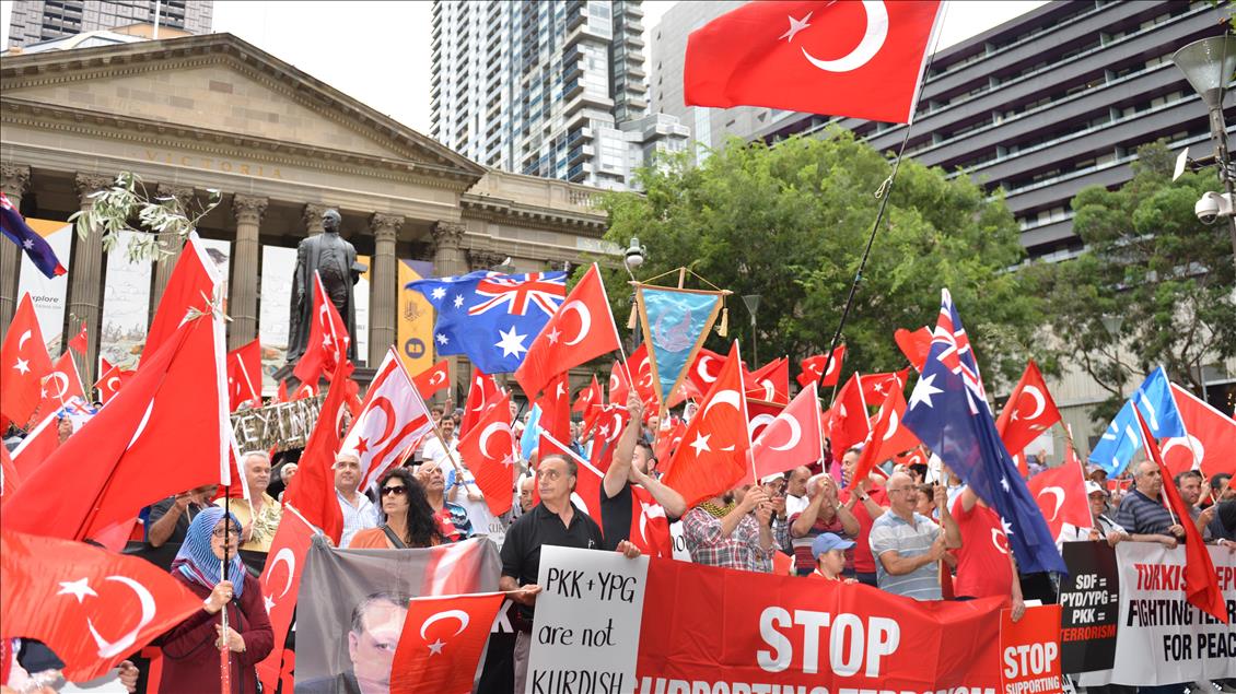 Avustralya’da Türkiye’ye destek gösterisi