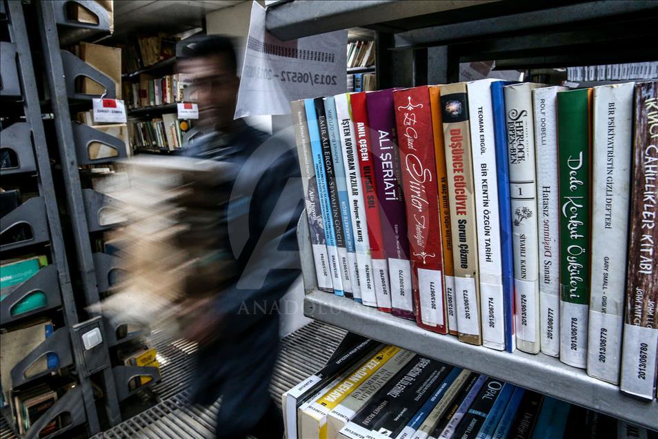 "Türkiye'deki her yayının bir nüshası bu kütüphanede"