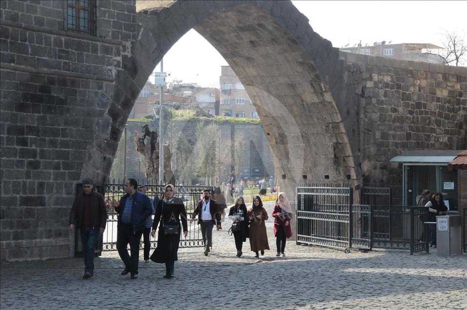 Diyarbakır'da tarihe yolculuğun adresi: 'İçkale'

