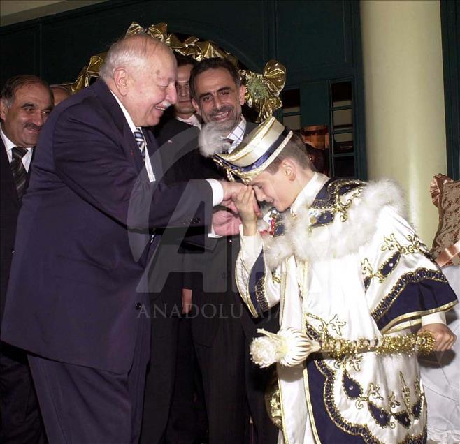 "Dava"ya atılan imza: Erbakan