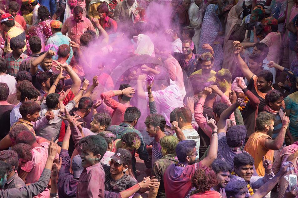 Perayaan festival "Holi" di India