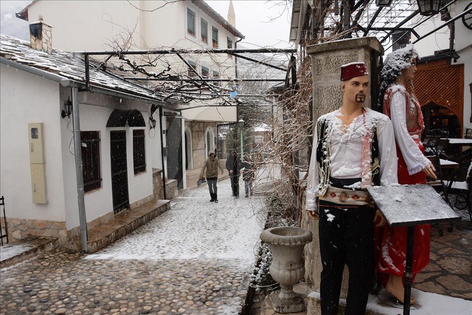 U Mostaru pao prvi ovogodišnji snijeg