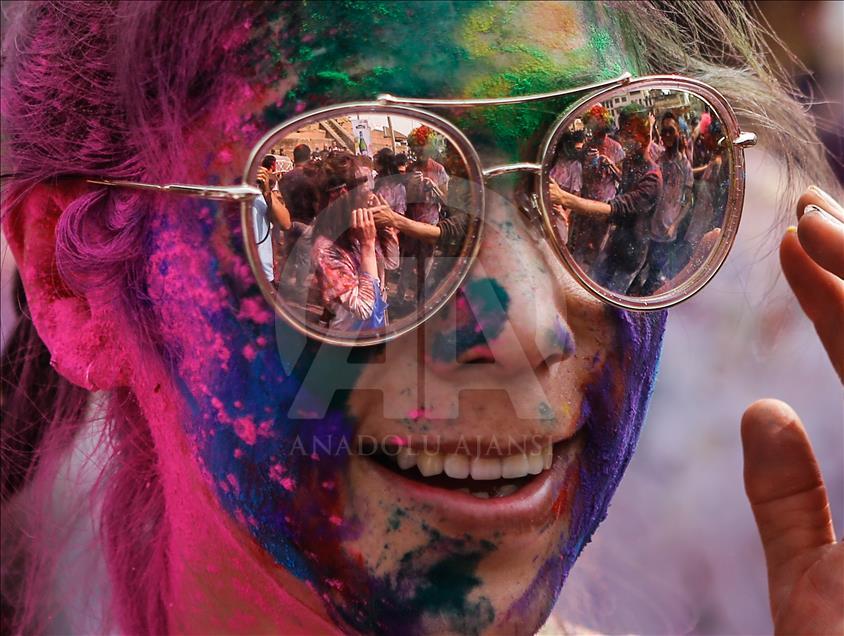 Festival of colours "Holi" in Nepal