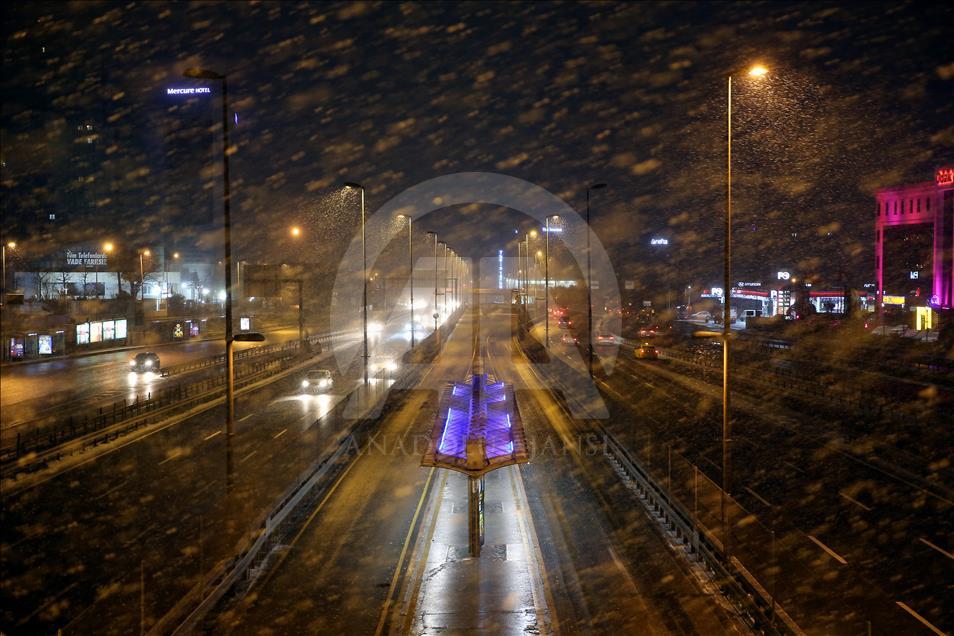 İstanbul'da kar yağışı