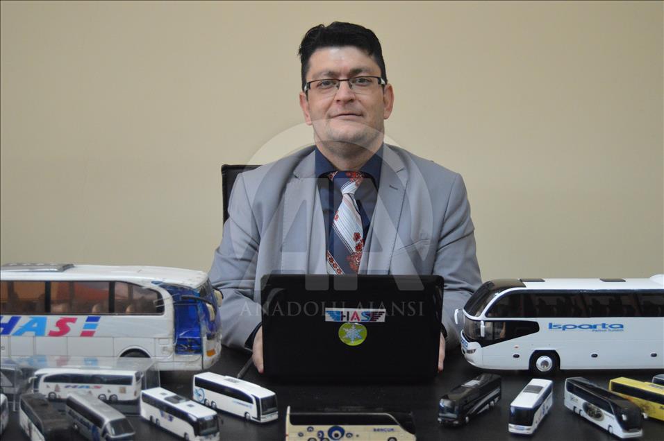 "Otobüs sevdası" koleksiyona dönüştü
