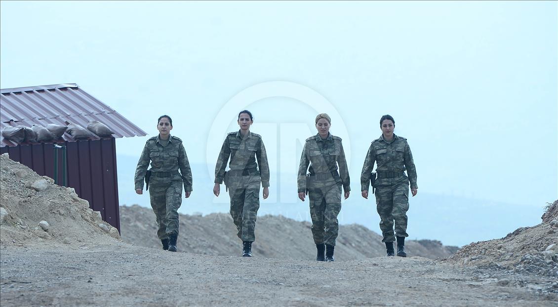 "Zeytin Dalı"nın kadın subayları
 