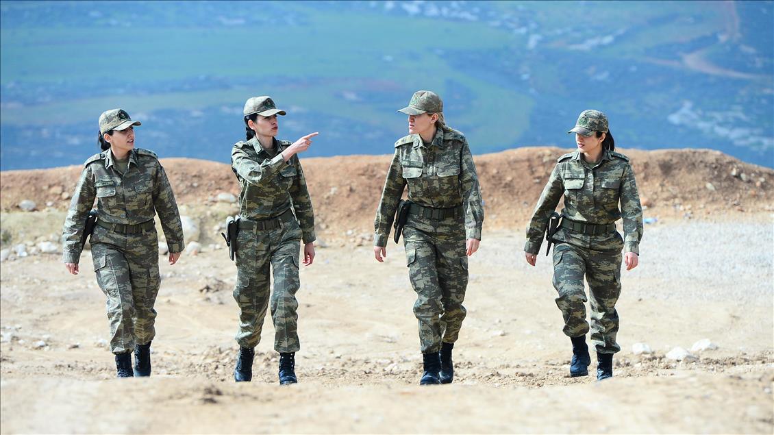 Harekatın kadın subayları
 