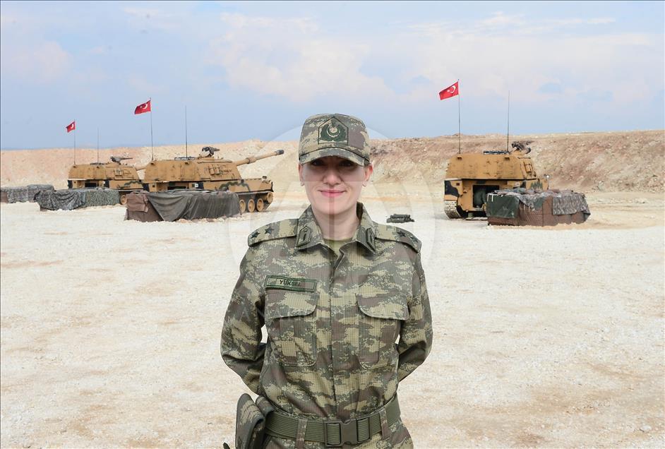 ضابطات الجيش التركي.. مهام فاعلة على جبهة "غصن الزيتون" 
