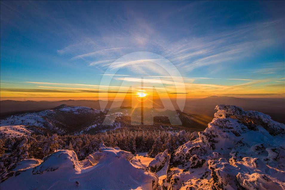 Doğa tutkunlarının yeni gözdesi Murat Dağı
