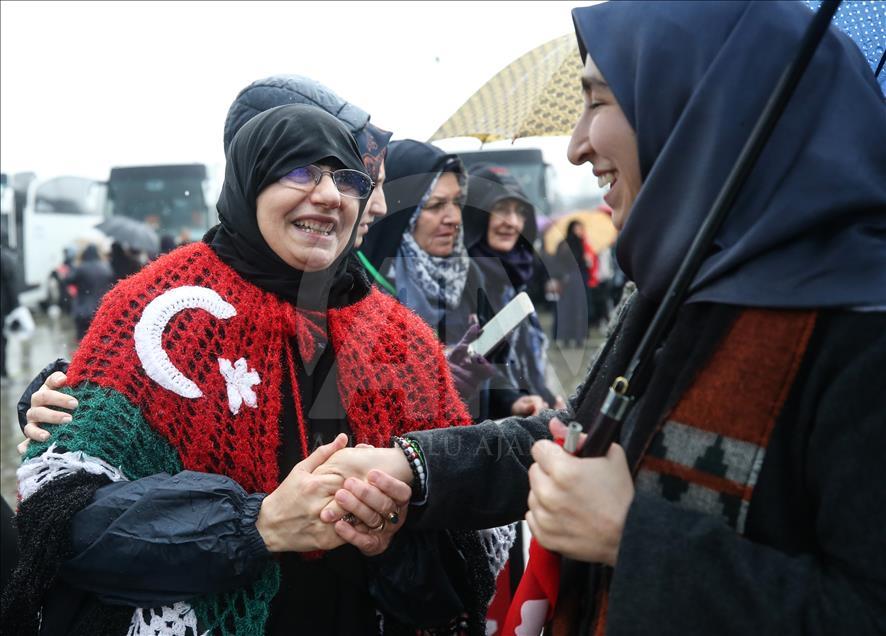 Vicdan Konvoyu, yola çıktı