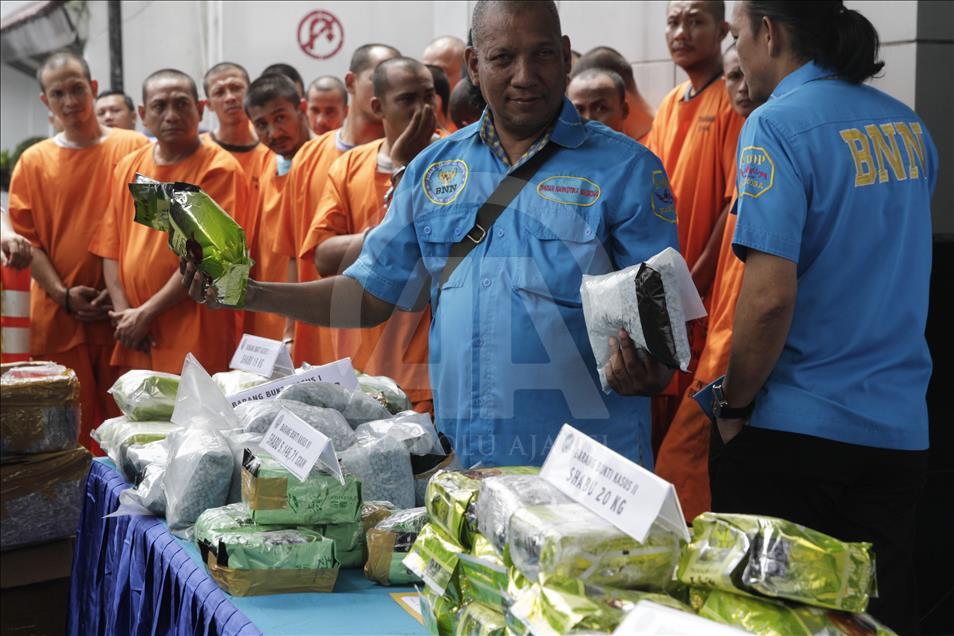 BNN Gelar Barang Bukti Hasil Tangkapan Kejahatan Narkoba - Anadolu Ajansı