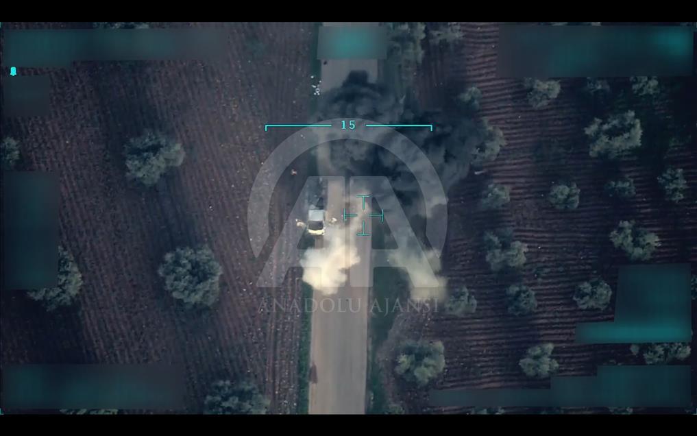 Afrin, un drone turc film l'explosion d'une mine dissimulée par les terroristes au passage de civils 