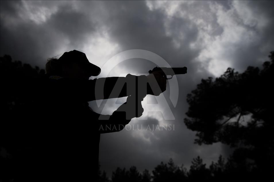 "Çevik" kadınların önceliği vatan