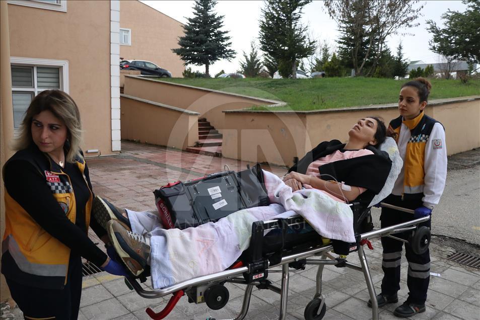 Kadın sağlık çalışanlarının zamanla yarışı
